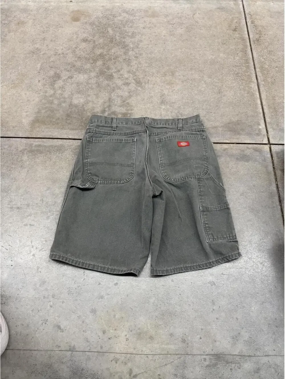 vintage dickies olive green relaxed baggy fit cargo shorts size 34